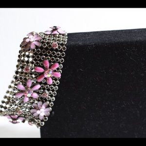 Fun and Whimsical Flower Bracelet NWT